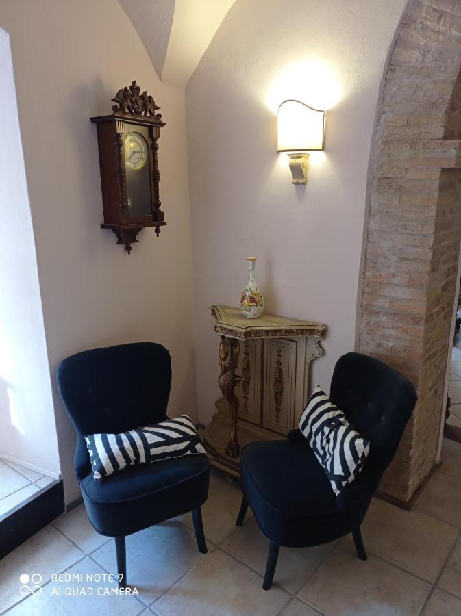 Hotel Trevi Palazzo Natalini 外观 照片