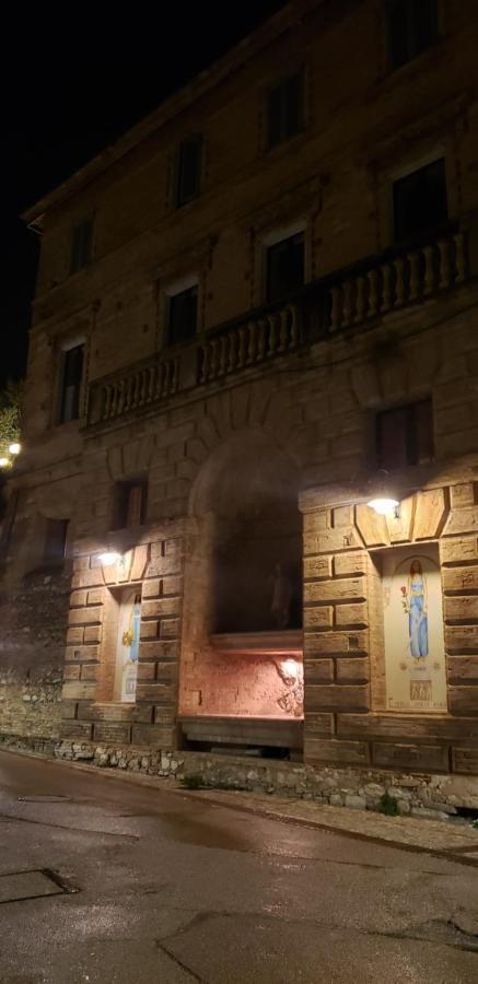 Hotel Trevi Palazzo Natalini 外观 照片