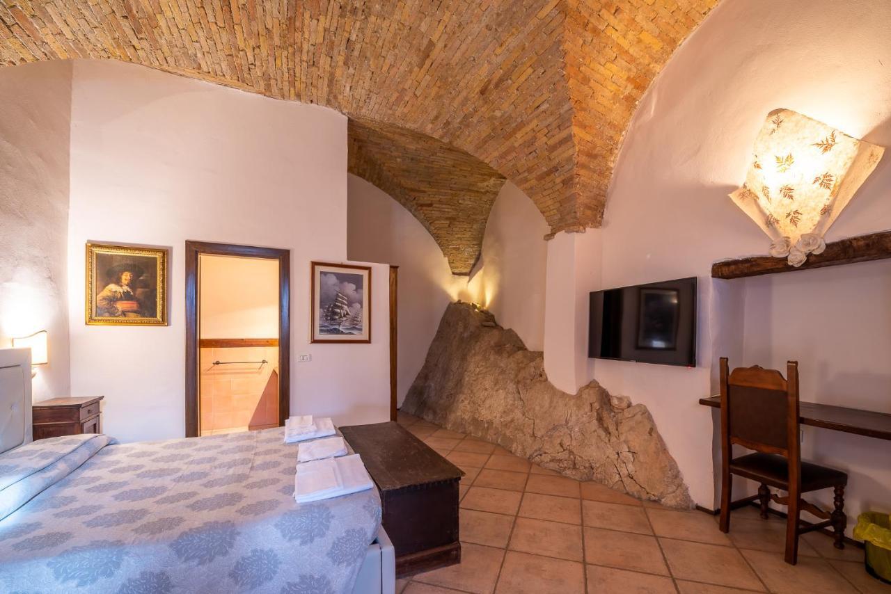 Hotel Trevi Palazzo Natalini 外观 照片